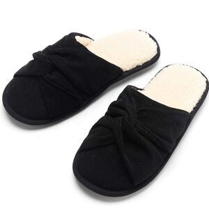 Lady's corduroy wooly new slippers